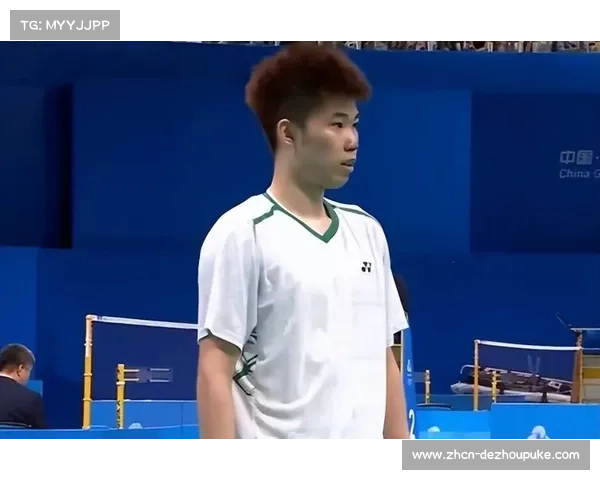 全运会男单比赛：石宇奇伤退，翁泓阳直接晋级